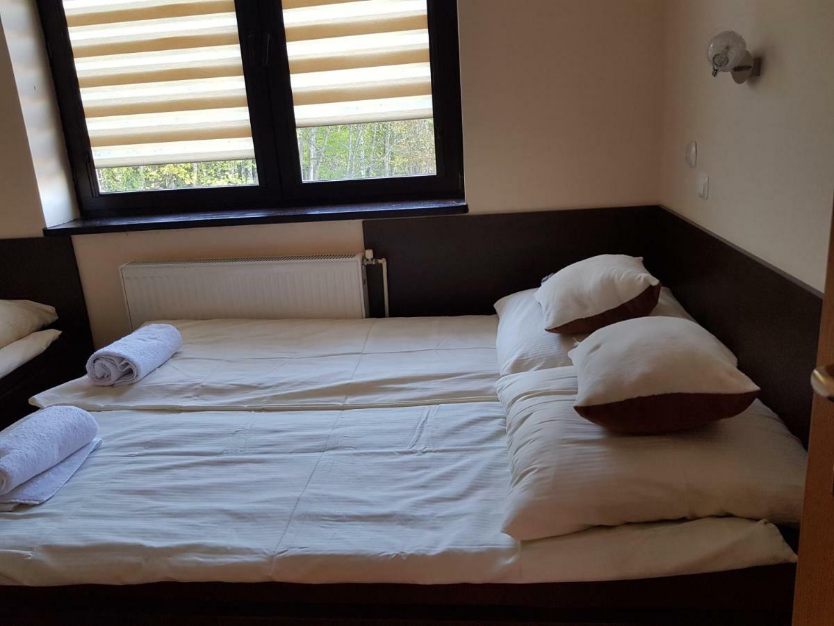 Pokoje Goscinne U Lidki Władysławowo Exteriör bild